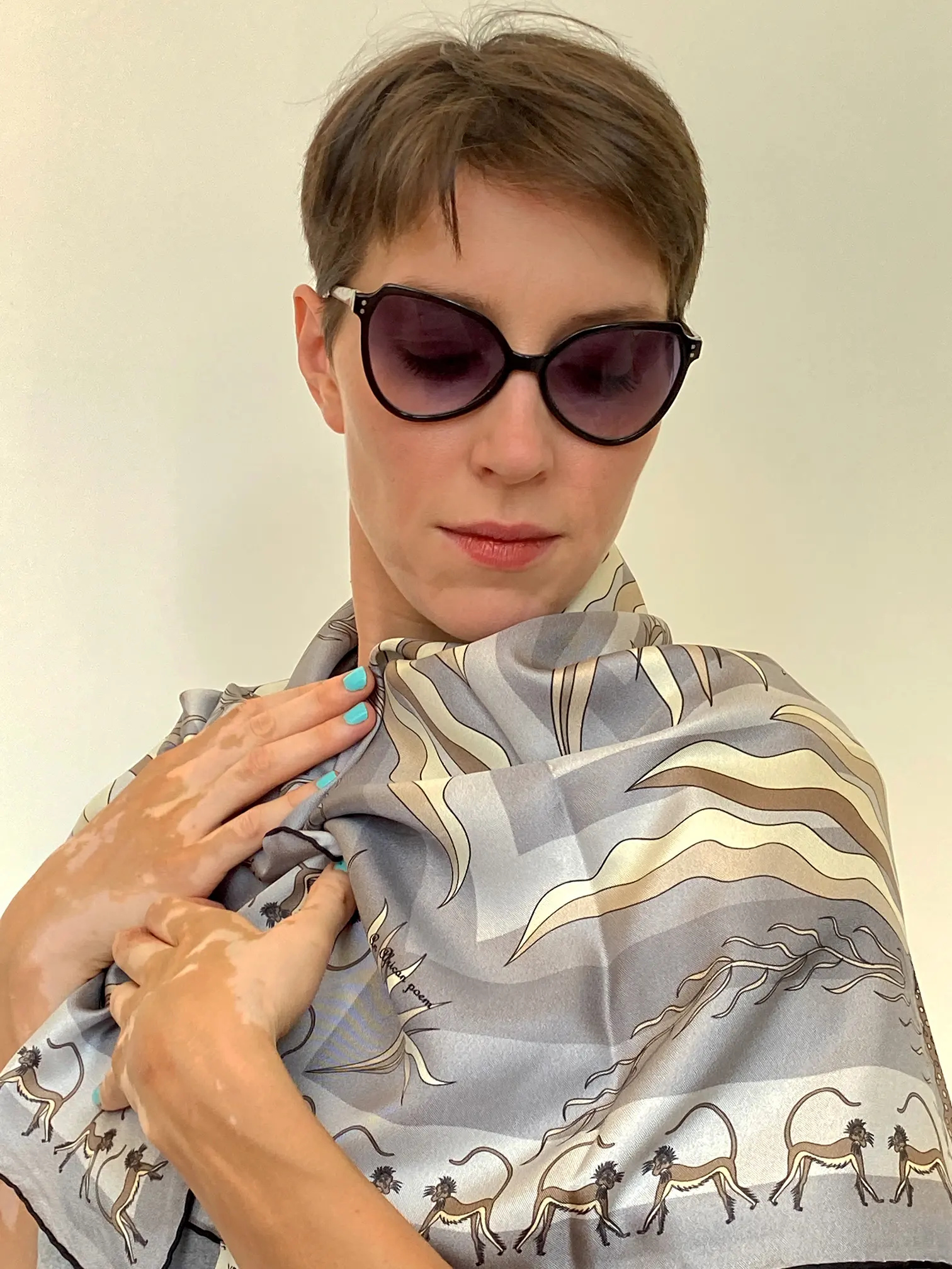 The Traveller Tree Grey